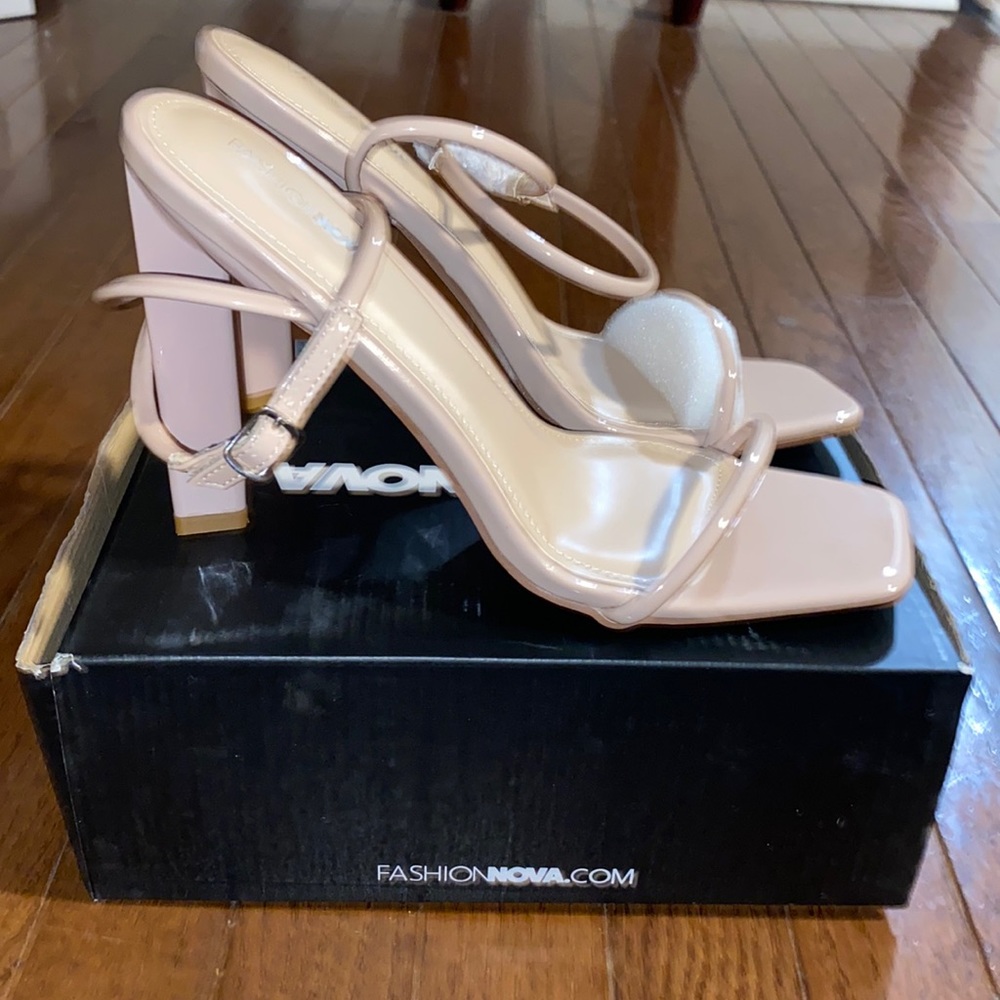 Fashion Nova- NUDE Take A Moment Square Toe Heels- Size 10